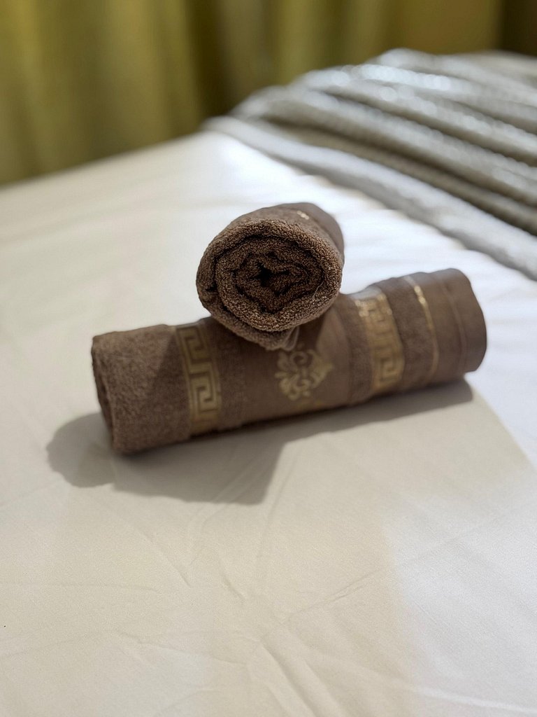 Fully-furnished apartment - 203